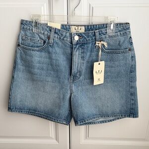 LTJ Women’s Blue Jean Shorts – Size Large – New With Tags